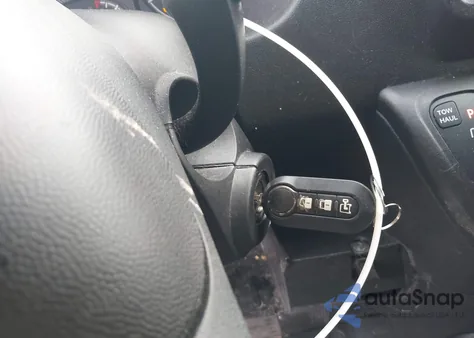 2019 Ram Promaster 1500 Low Roof 136 Wb z USA, uszkodzony, nr VIN 3C6TRVAG7KE512075